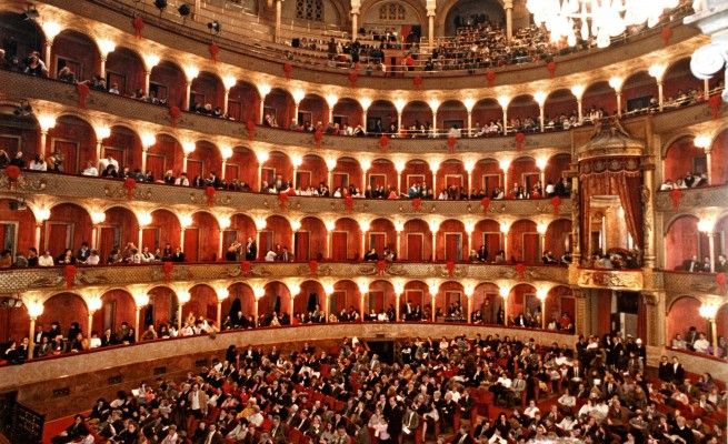Opera, tourn&eacute;e a rischioNuova protesta dei sindacati