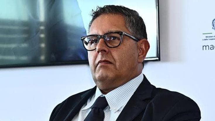 Toti ha una sua holding, vince il primo appalto statale e nel board ci sono manager pubblici