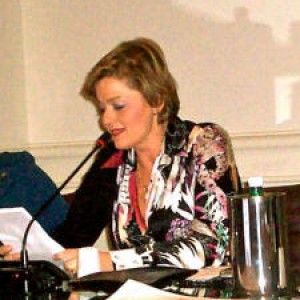 Liana Nunziata, preside del Tito Lucrezio Caro: "Pi&ugrave; furti per la crisi economica, un colpo da professionisti"