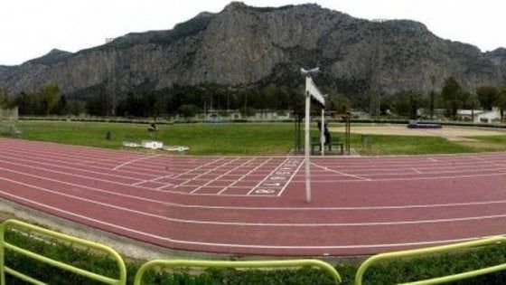 Palermo, positivo al Covid familiare di un dipendente: chiuso lo stadio delle Palme