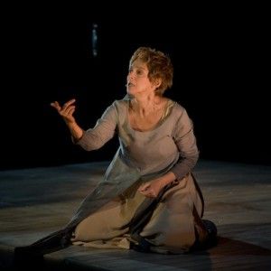 Elisabetta Pozzi: "Giovanna d'Arco, un'eroina ribelle che viene dal passato"