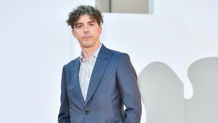Venezia 78. Michele Riondino papà fantasma: "I genitori fanno errori e ogni padre o madre lo sa"