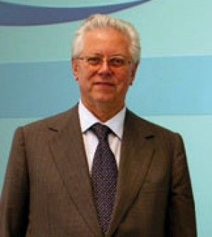 Stefano Pessina: "In Italia si deve poter assumere con contratti pi&ugrave; flessibili"