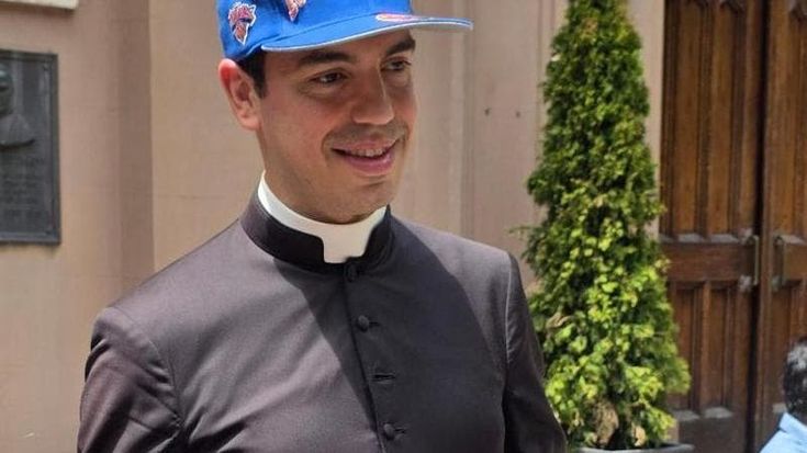The priest bringing New York’s Italian community together — one game at a time