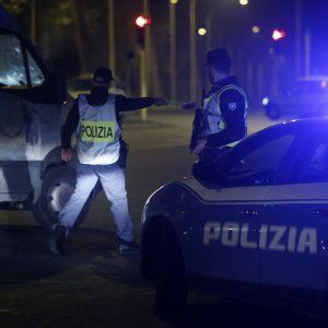 Foggia, ucciso davanti alla chiesa. Cinque anni fa la moglie morì per errore in un agguato