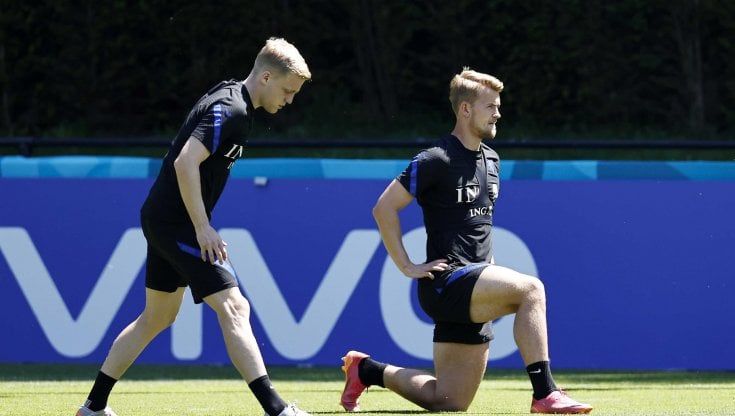 Europei, l'Olanda perde van de Beek. De Boer non chiama sostituti