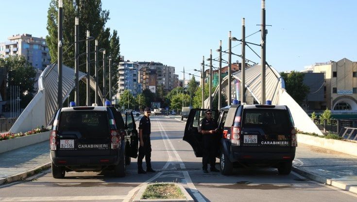 Kosovo, sul ponte che divide Mitrovica, la Berlino dei Balcani: "La guerra è solo rinviata"