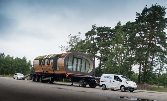 Margot Robbie e Nissan insieme per un futuro elettrico