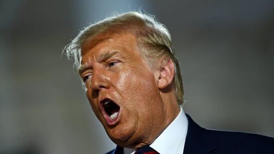 I media fanno le pulci al discorso di Trump: "Una marea di racconti grossolani, false affermazioni e storia revisionista"