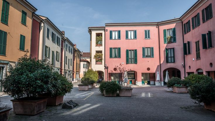 Coronavirus, il grido di dolore dalla Zona Rossa: "Se il governo non interviene saltano 3000 imprese"