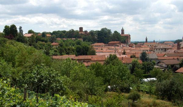 Narrar castelli tra Langhe e Roero
