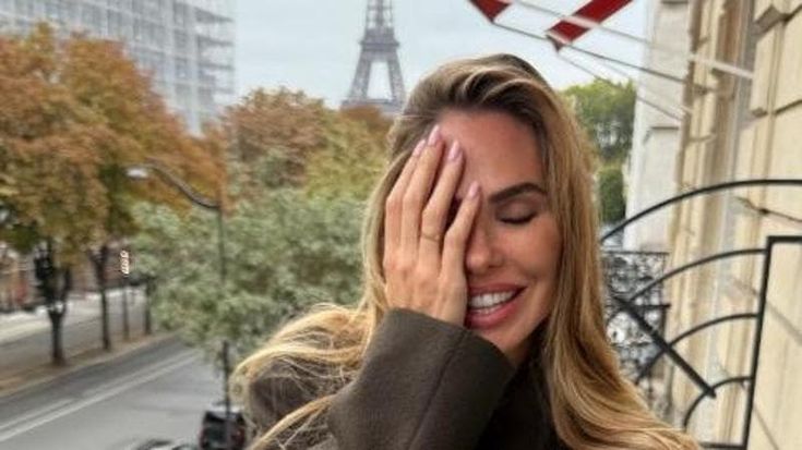 Ilary Blasi si sposa: la proposta di matrimonio di Bastian Muller a Parigi per San Valentino