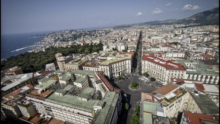 Vomero e Arenella, via i cassonetti nelle strade: differenziata porta a porta in tutta la municipalità