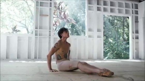 Firenze, Polunin a sopresa balla "Take me to the church"