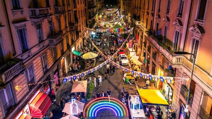 Mozione in Regione: "Sia presente al Pride”. Via Lecco e il rainbow district si accendono di luci e colori in vista della settimana dell’orgoglio gay