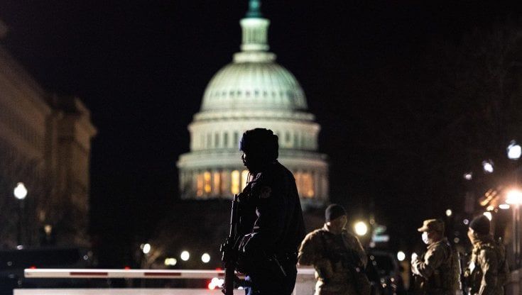Usa, Biden pronto a regolarizzare 11 milioni di migranti. L'obiettivo: legalità contro repressione
