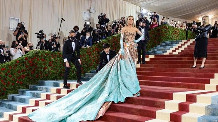 "Non vi do le cartelle cliniche": Blake Lively rinuncia alla causa per molestie contro Baldoni