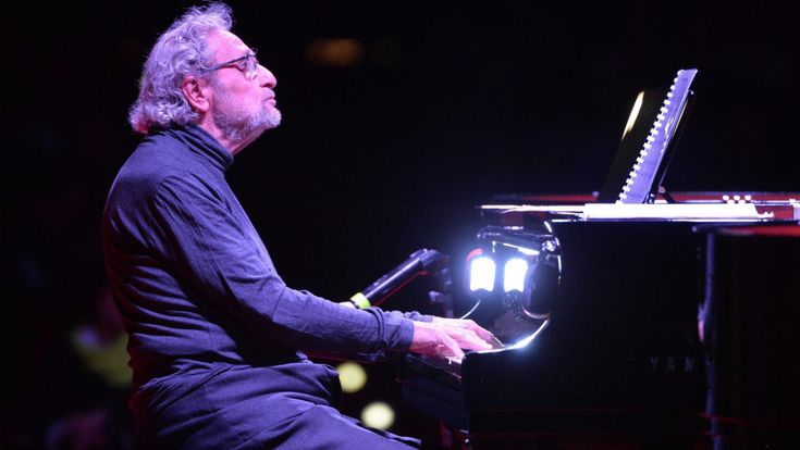 Addio a Bacalov, il maestro argentino che cambiò il pop italiano