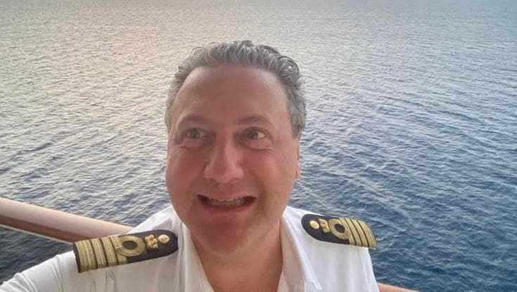 Il comandante della Msc Euribia: “La capacità e la fede mi hanno guidato fuori da Hormuz”