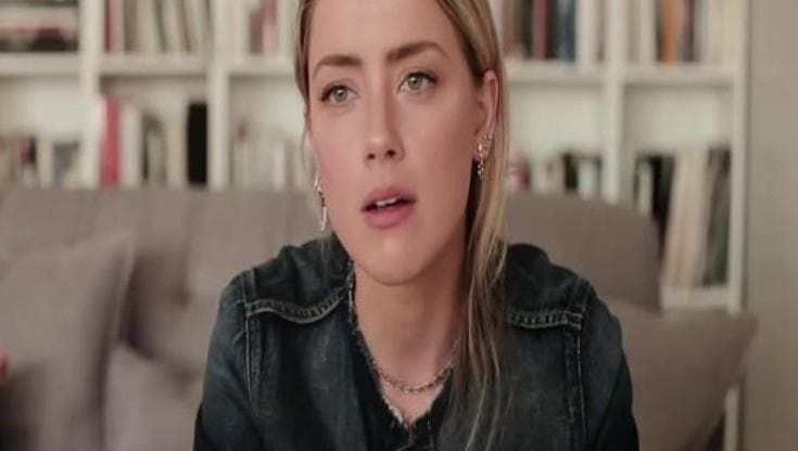 Appello alle donne di Amber Heard: "Alzate la voce e unitevi contro la violenza"
