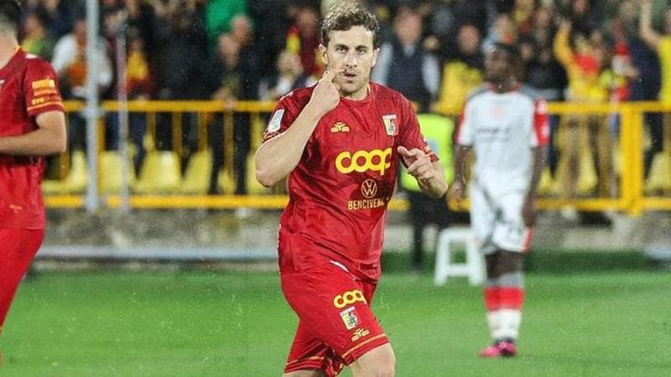 Serie B, semifinali play-off; Catanzaro-Cremonese 2-2: Biasci e Brignola riprendono i grigiorossi