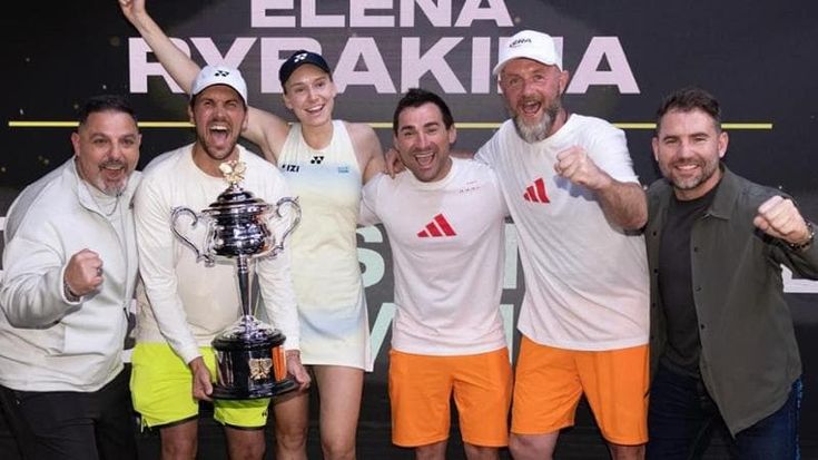 Aldo Chiari, dal Vomero al grande tennis. “Così alleno Rybakina, trionfatrice degli Australian Open”