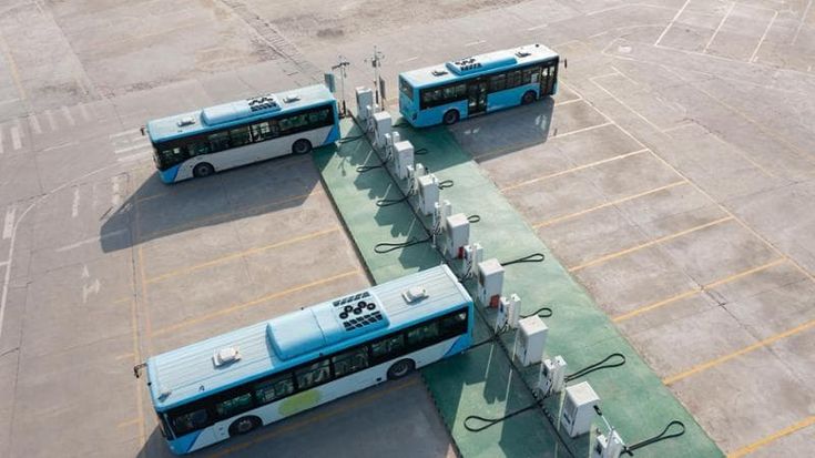 Camion e autobus green, l’Europa dice sì al taglio del 90% di CO2 al 2040