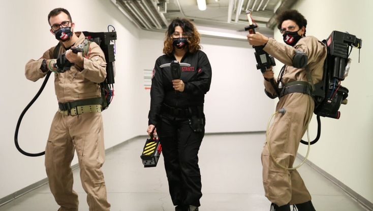 Gli acchiappafantasmi tra i pazienti dell'ospedale Niguarda: la sorpresa prima della proiezione di "Ghostbusters Legacy"