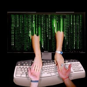 Dating online, dopo gli 'anta' donne sempre meno selettive