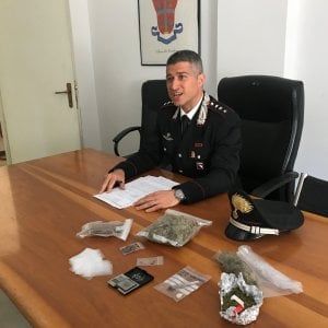 Parma, arrestato studente pusher con oltre due etti di droga