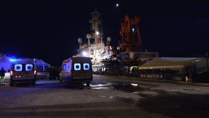 Augusta, la notte dei bambini a bordo della Sea Watch 4