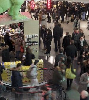 Il regalo di Natale ai consumatori francesi.<br />Deregulation a pioggia, dai taxi ai medicinali