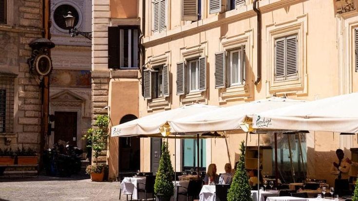Dodici indirizzi a Ferragosto per un menu a bordo piscina o fuori porta