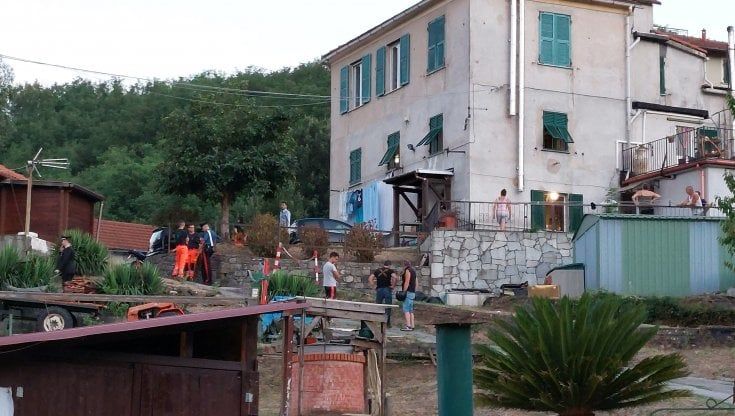 Femminicidio a Genova, le liti continue e la disperazione del figlio: "Non doveva succedere"