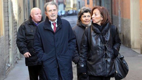 Prodi: "Trump e Le Pen sono una minaccia. L’Europa a doppia velocità può dare finalmente la risposta"