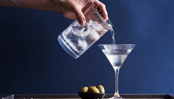 Da New York ad Arma di Taggia: il Martini Cocktail ha origini liguri. Ecco la vera storia