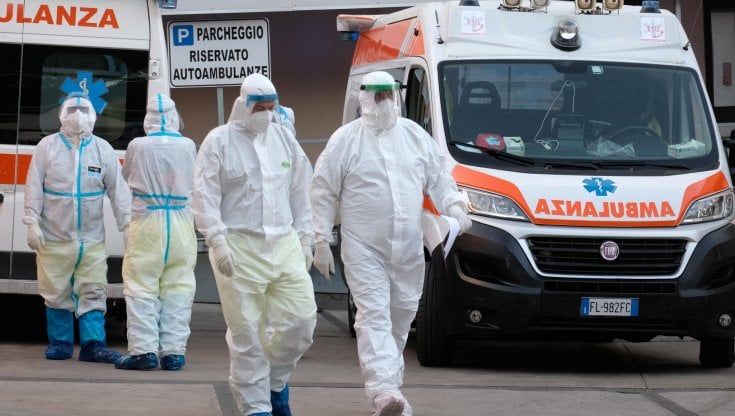 Pronto soccorso in tilt e molte cliniche private chiudono per le feste