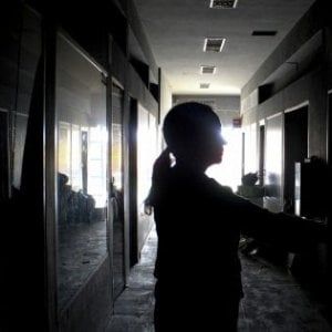 Maxi blackout nella periferia nord-ovest di Torino, interi quartieri al buio