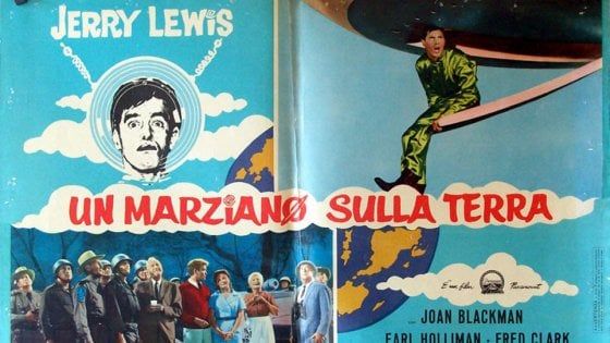 Un marziano a Milano: la parabola del metrò e la banalità del male