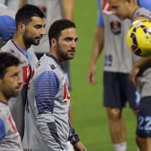 Napoli, Higuain o Zapata in attacco. Ma Benitez potrebbe sorprendere