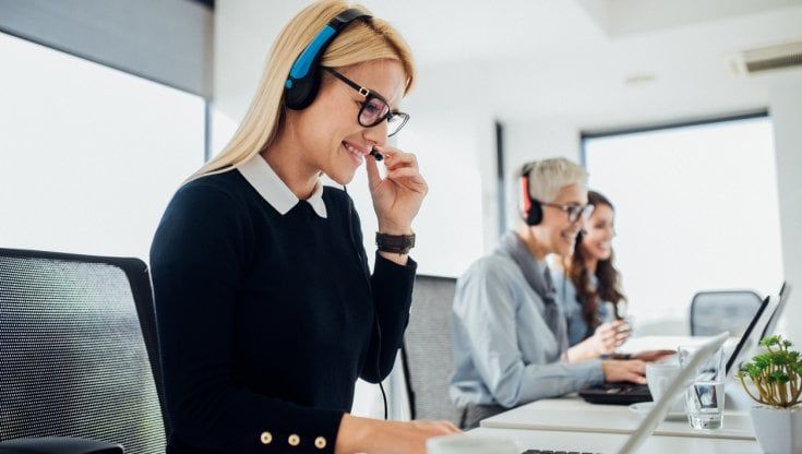 Servizi elettronici, l'Italia dietro l'Ue: pubblica amministrazione in risalita 