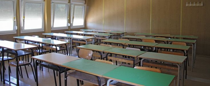 Soldi ai prof più anziani, anzi no, ai più tecno: il caos nelle scuole per i premi al merito