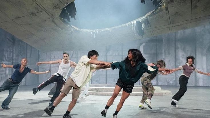 Romaeuropa, arriva (La)Horde: danza, video e visioni apocalittiche in “Après moi, le déluge”