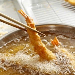 La puzza di fritto è reato: 70mila si rivolgono all'avvocato 