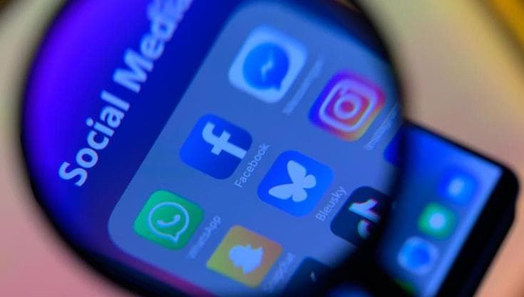 Meta, in arrivo gli abbonamenti premium per Instagram, Facebook e WhatsApp