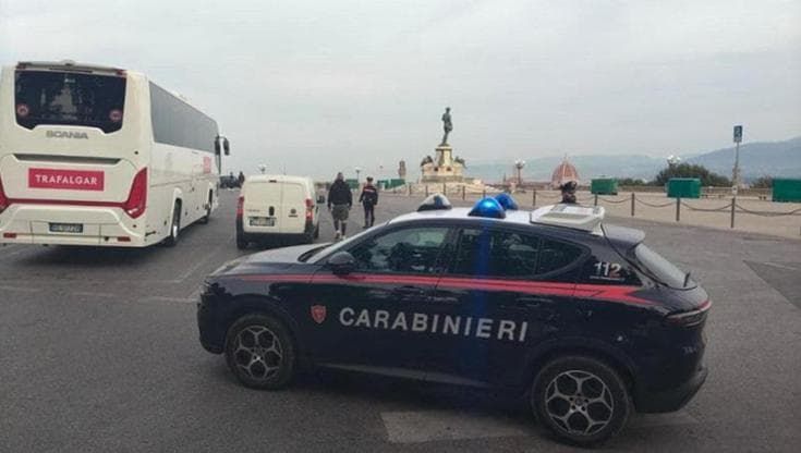 Firenze, rintracciato l’uomo che aveva messo la bombola di gas a piazzale Michelangelo