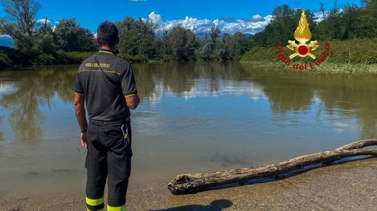 Ciclista travolto dalla piena di un torrente nel Biellese, è disperso