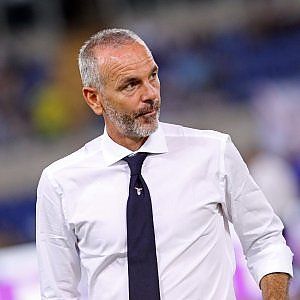 Lazio, Pioli fa di necessità virtù. In Germania con la difesa a tre