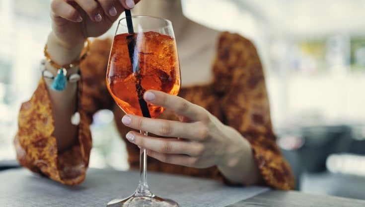 Dall'aperitivo al gin, le dieci tendenze di drink e cocktail nel 2023