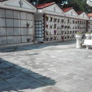 Celle San Vito, nel cimitero l'area per i defunti single. La sindaca: "Me lo hanno chiesto" 